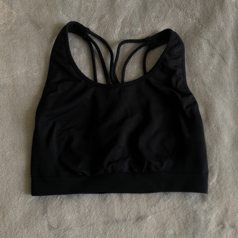 Fabletics sports bra